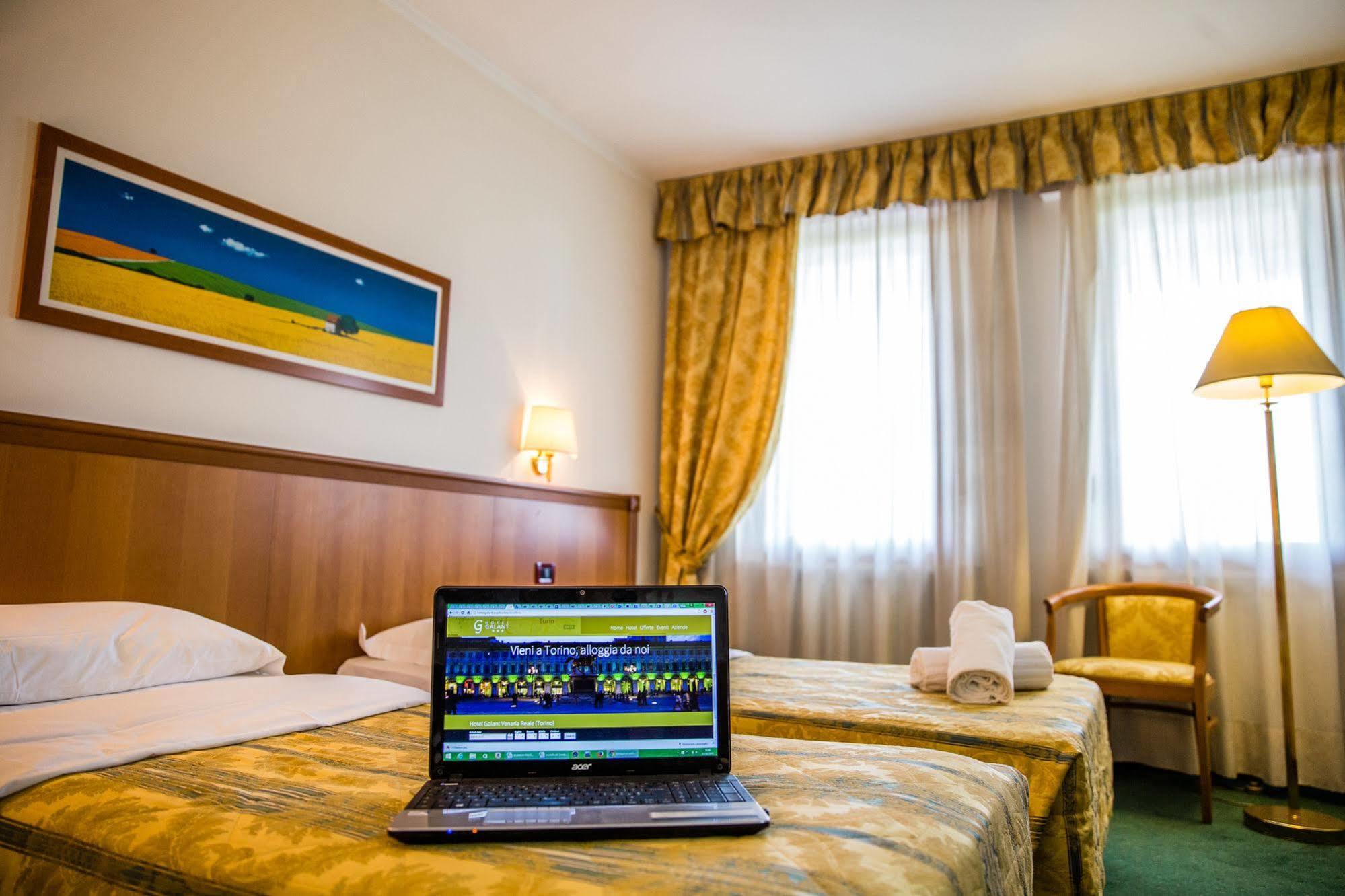 Hotel Galant Венария-Реале Экстерьер фото